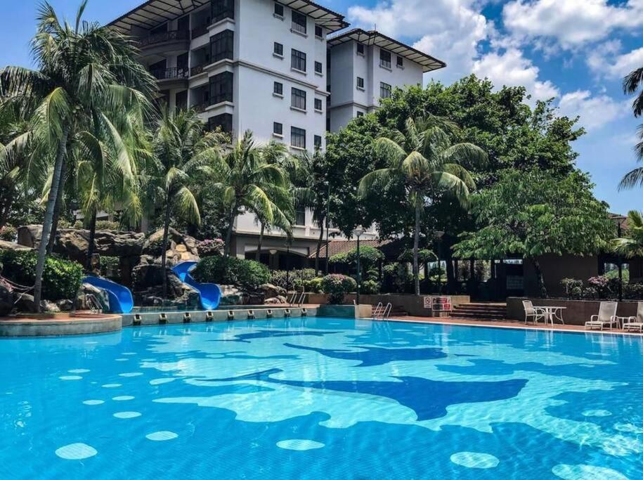 Instay Costa Mahkota Next To Mahkota Parade Malacca ภายนอก รูปภาพ